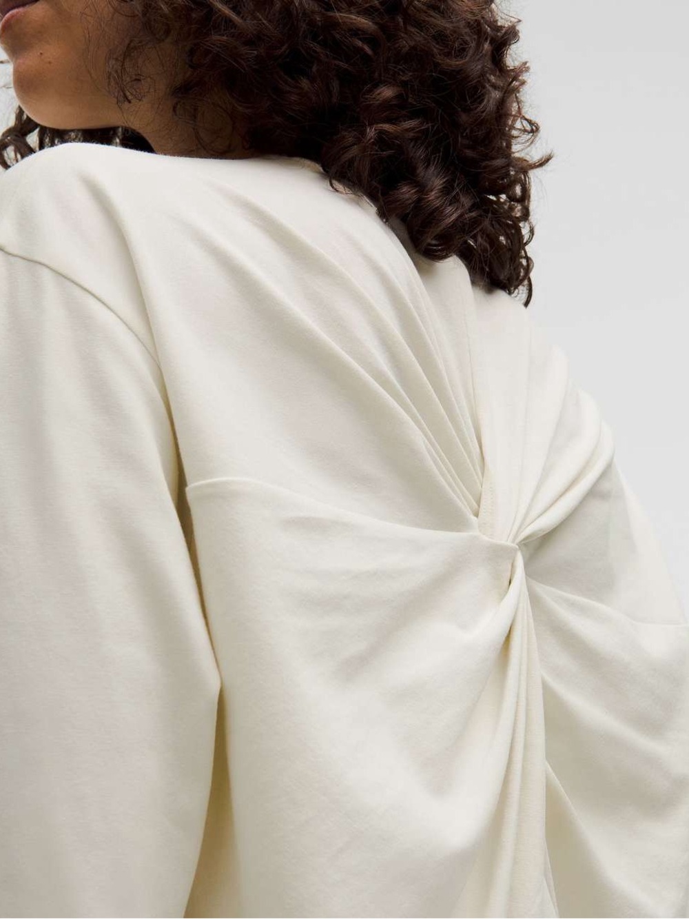 NWT lululemon athletica Cream Twist-Back Long Sleeve Top